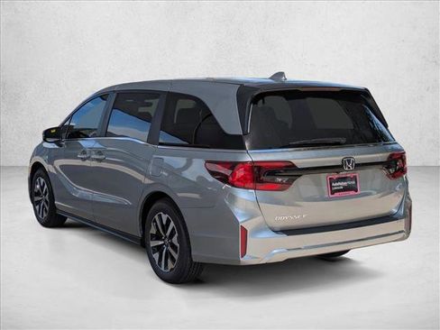 New 2026 Honda Odyssey EX-L image 9