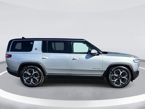 Used 2023 Rivian R1S Adventure AWD/4WD image 3