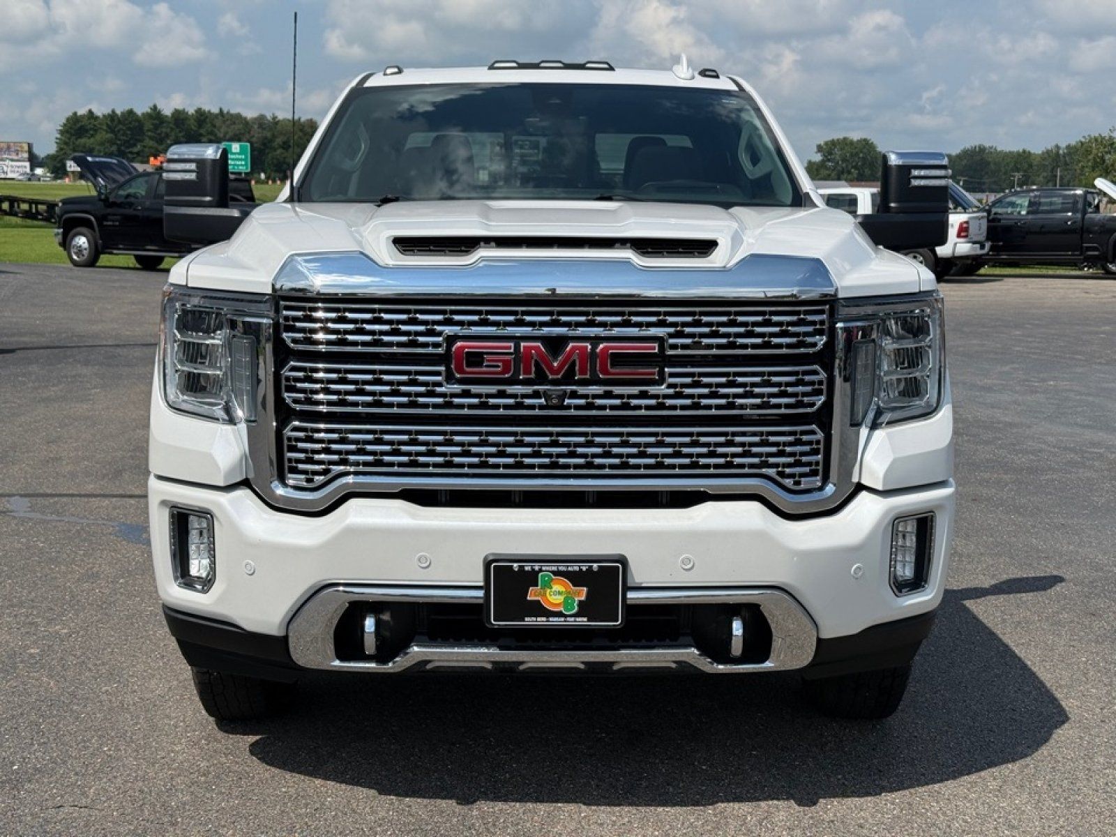 Used 2020 GMC Sierra 3500 Denali w/ Denali Ultimate Package AWD/4WD image 3