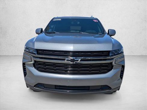 Used 2021 Chevrolet Suburban RST RWD image 2