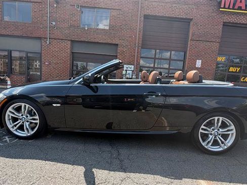 Used 2011 BMW 335i Convertible RWD image 13