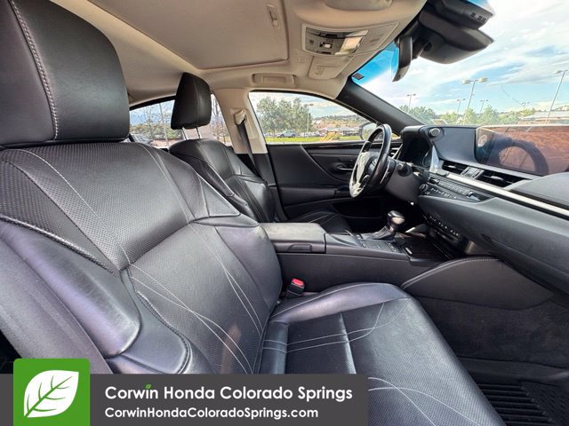Used 2019 Lexus ES 300h FWD image 34