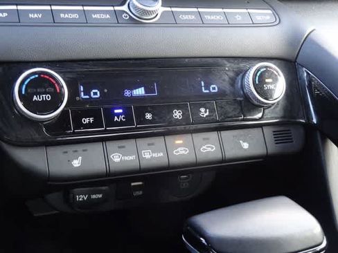 Used 2024 Hyundai Elantra SEL w/ Convenience Package FWD image 42
