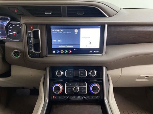 Used 2021 GMC Yukon Denali w/ Denali Premium Package image 23
