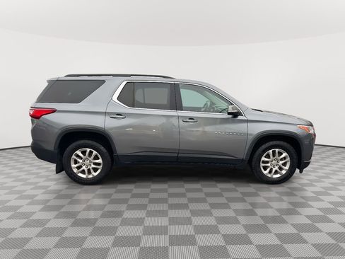 Used 2021 Chevrolet Traverse LT image 8