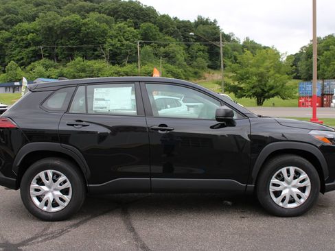 New 2026 Toyota Corolla Cross L AWD/4WD image 6