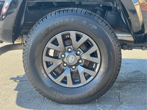 Used 2021 Toyota Tacoma SR image 28