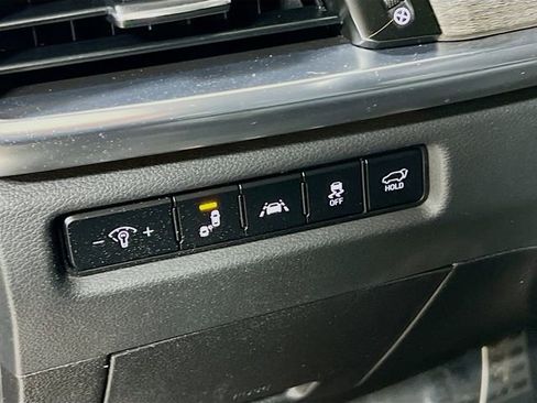 Certified 2022 Kia Telluride SX w/ SX Prestige Package image 10