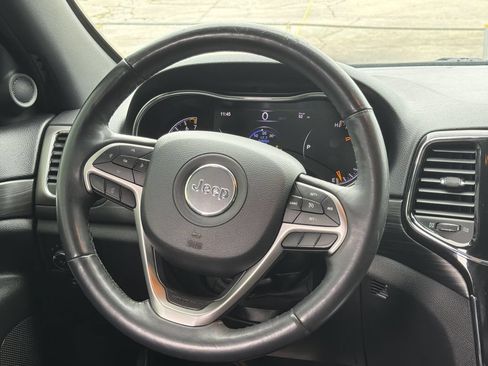Used 2019 Jeep Grand Cherokee Altitude RWD image 24
