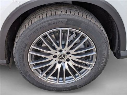 New 2026 Mercedes-Benz GLC 300 image 9