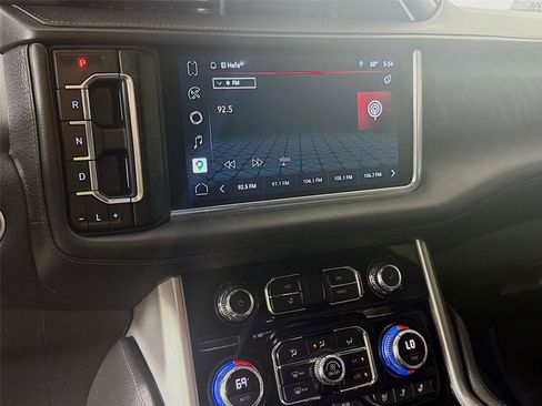 Used 2022 GMC Yukon XL Denali w/ Denali Ultimate Package AWD/4WD image 7