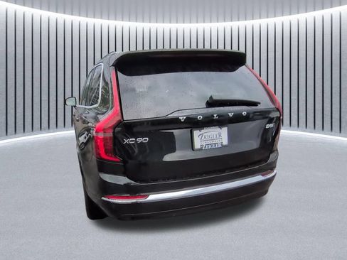Used 2025 Volvo XC90 B5 Plus AWD/4WD image 14