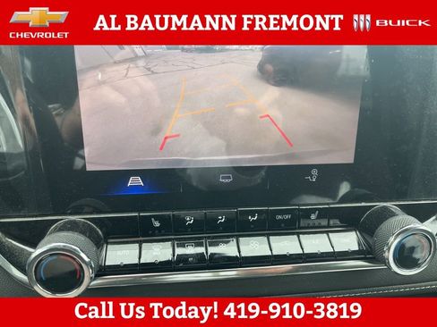 Used 2023 Chevrolet Colorado LT w/ LT Convenience Package II AWD/4WD image 14