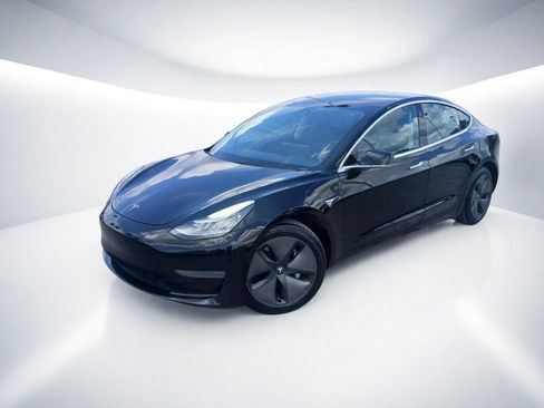 Used 2019 Tesla Model 3 Standard Range Plus RWD image 2