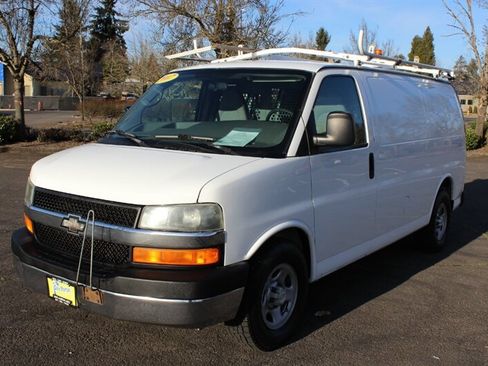 Used 2007 Chevrolet Express 1500 AWD image 2