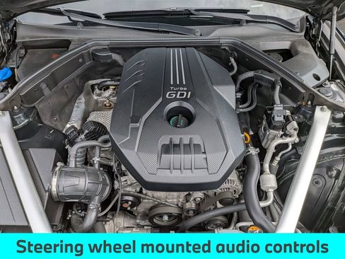 Used 2023 Genesis G70 2.0T RWD image 13