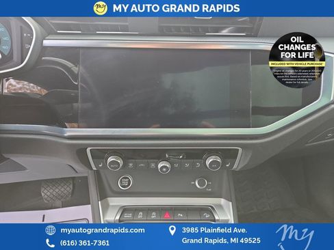 Used 2022 Audi Q3 2.0T Premium image 23