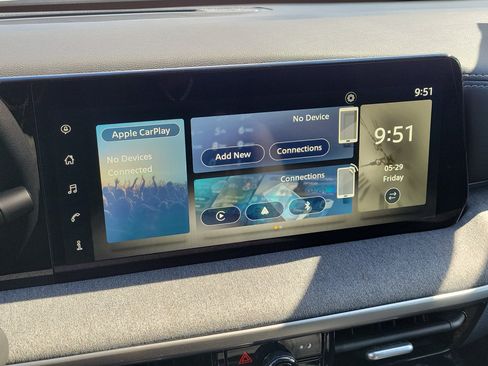 Certified 2025 Nissan Kicks SV FWD image 26