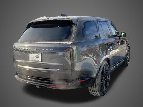 New 2025 Land Rover Range Rover SE image 5