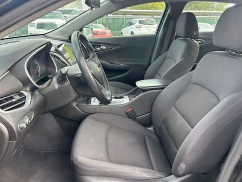 Used 2023 Chevrolet Malibu RS FWD image 26
