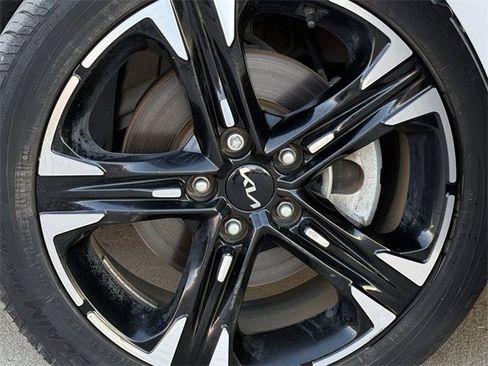 Used 2022 Kia K5 GT-Line image 10