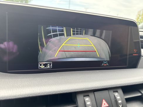 Used 2021 Lexus ES 300h w/ Premium Package FWD image 25
