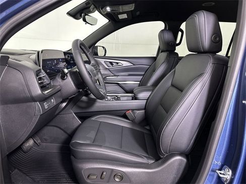 New 2026 Chevrolet Traverse LT w/ Midnight/Sport Edition image 19