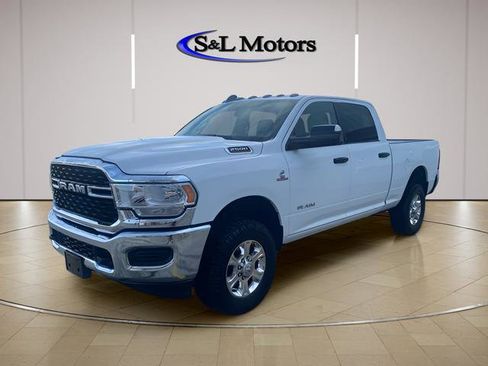 Used 2022 RAM 2500 Big Horn w/ Snow Chief Group AWD/4WD image 3