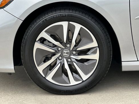 Used 2019 Honda Accord Touring image 31