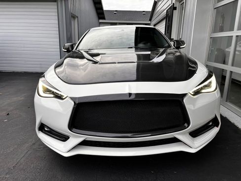 Used 2018 INFINITI Q60 3.0t Luxe image 5