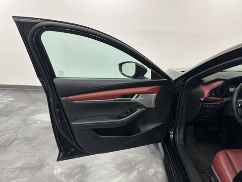 Certified 2025 MAZDA MAZDA3 2.5 Turbo Premium Plus w/ Appearance Package image 11