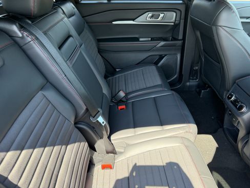 New 2026 Ford Explorer ST-Line w/ ST-Line Street Pack AWD/4WD image 14