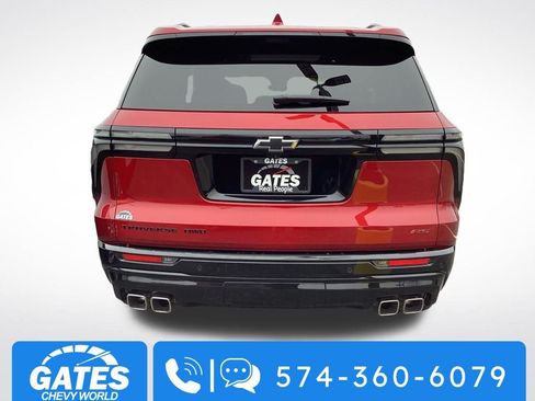 Used 2024 Chevrolet Traverse RS image 8