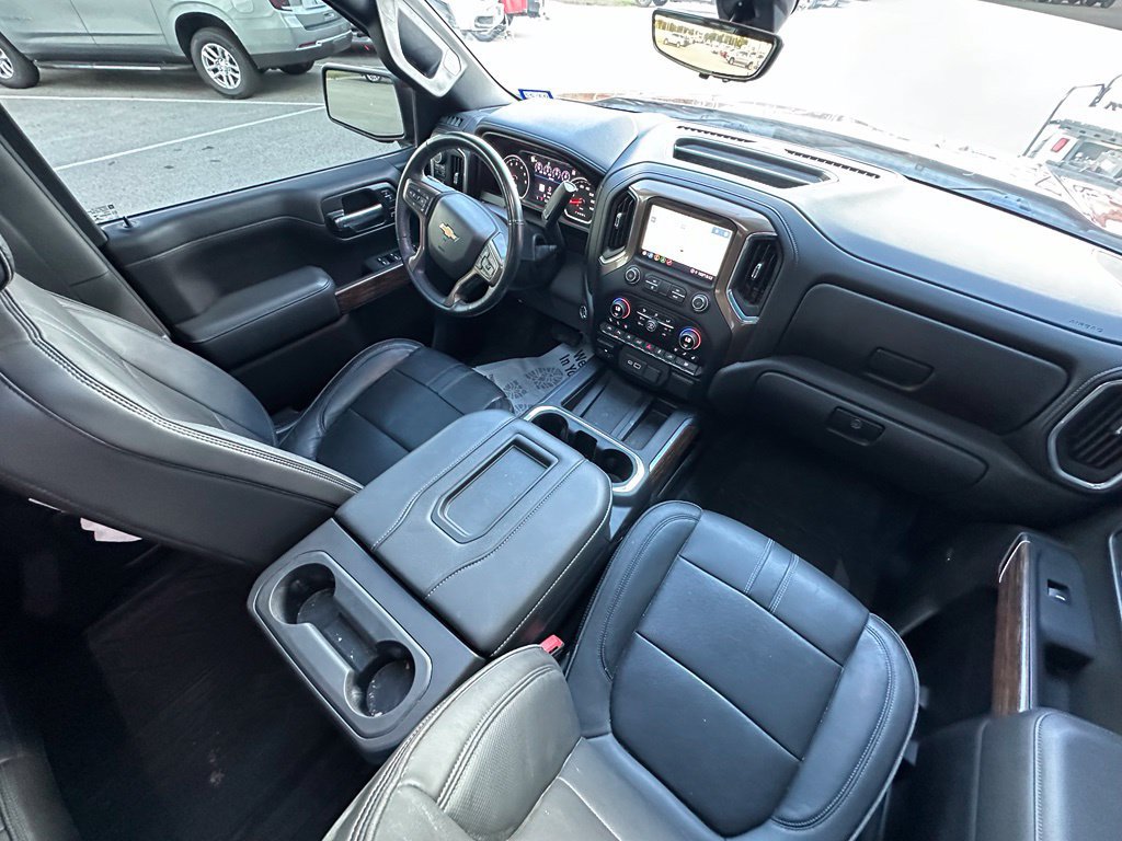 Used 2021 Chevrolet Silverado 1500 High Country w/ Technology Package AWD/4WD image 15