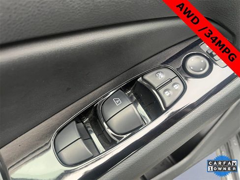 Used 2024 Nissan Altima 2.5 SL image 9