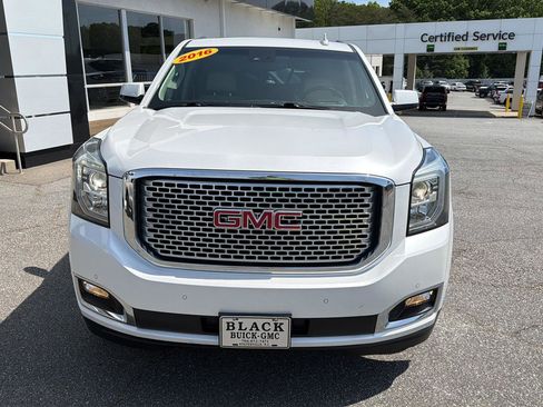 Used 2016 GMC Yukon Denali w/ Open Road Package AWD/4WD image 3