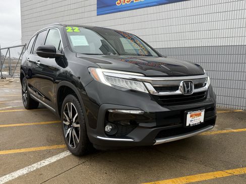 Used 2022 Honda Pilot Touring image 2