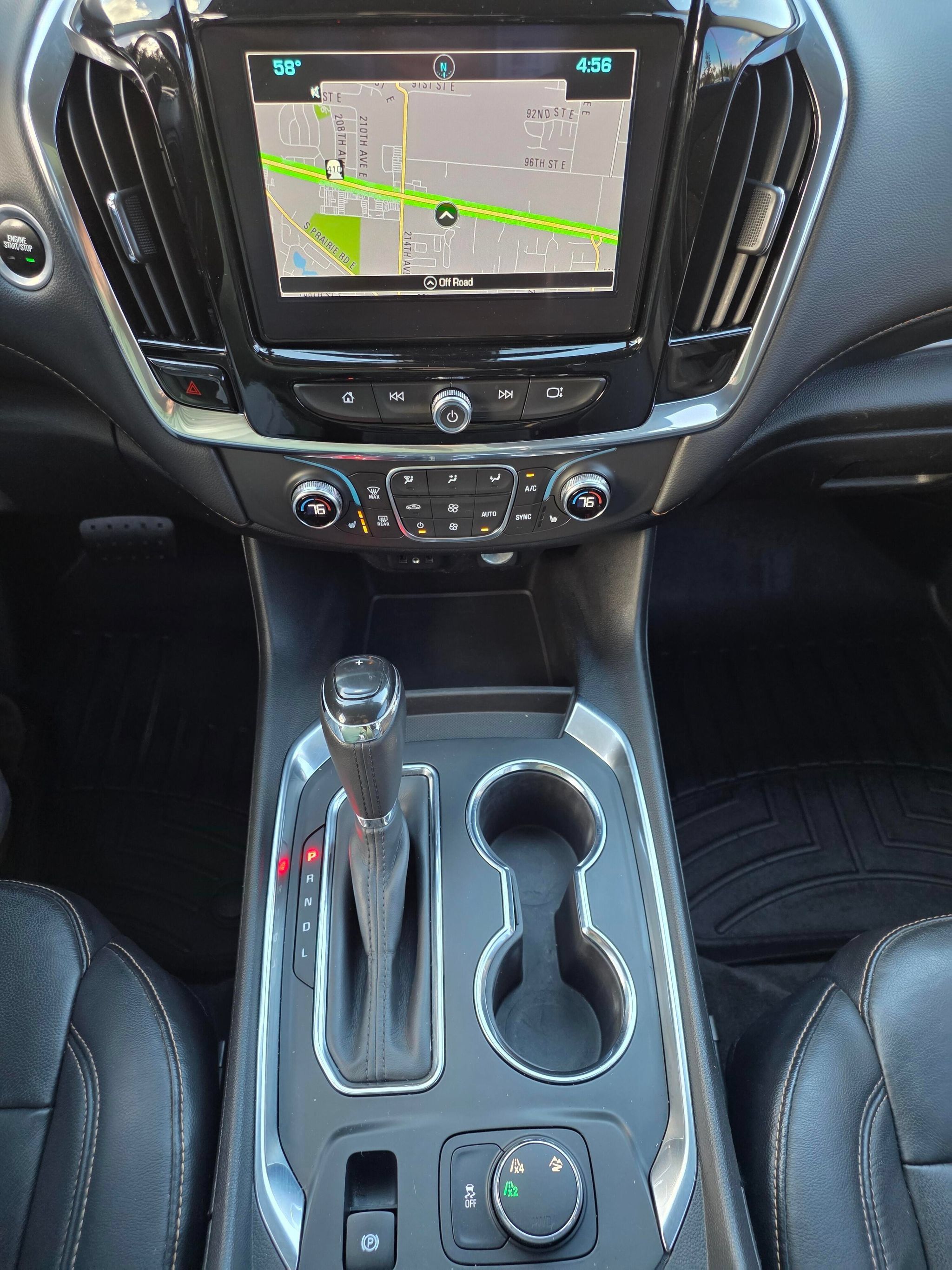Used 2019 Chevrolet Traverse LT w/ LT Premium Package AWD/4WD image 18