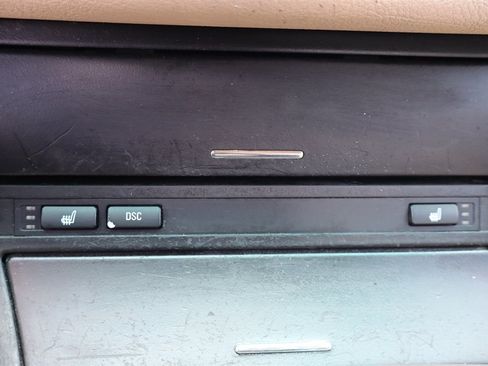 Used 2002 BMW 325i Sedan RWD image 24