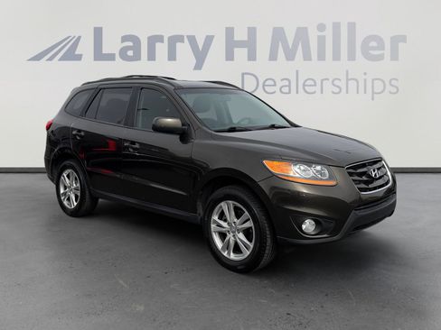 Used 2011 Hyundai Santa Fe SE image 7