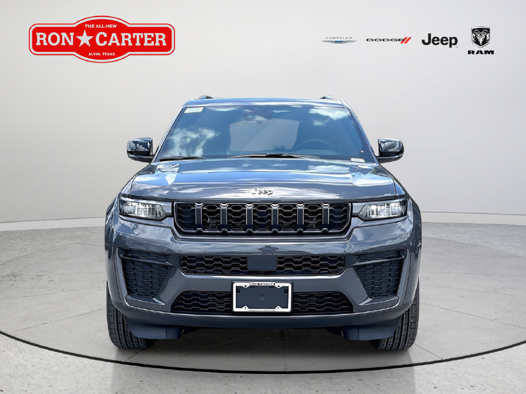 New 2026 Jeep Grand Cherokee Altitude AWD/4WD image 2