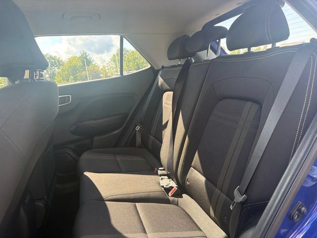 Used 2021 Hyundai Venue SEL FWD image 12