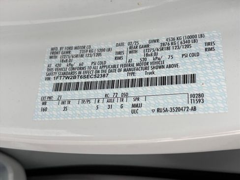 Used 2025 Ford F250 XLT image 30
