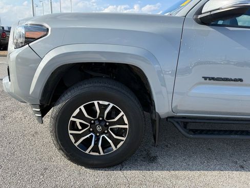 Used 2020 Toyota Tacoma TRD Sport w/ TRD Premium Sport Package image 25