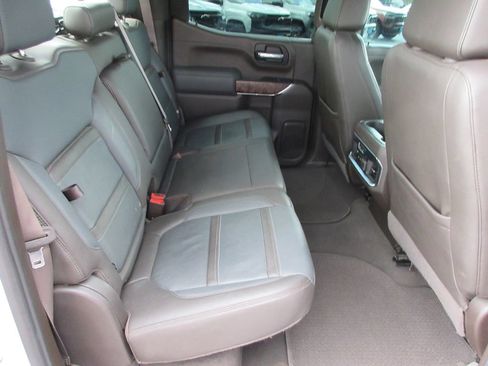 Used 2020 GMC Sierra 1500 Denali w/ Denali Ultimate Package AWD/4WD image 19
