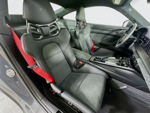 Used 2026 Porsche 911 Carrera GTS RWD image 41