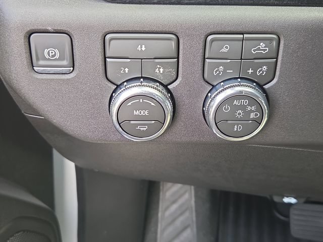 New 2026 GMC Sierra 3500 SLE AWD/4WD image 14