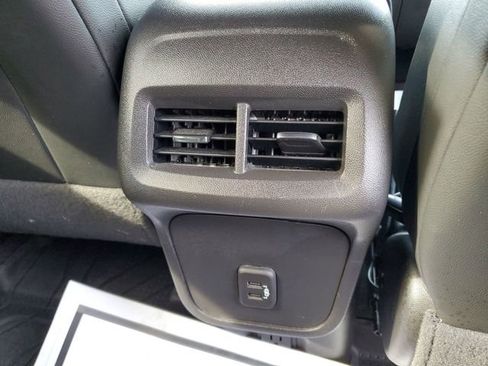 Certified 2023 Chevrolet Equinox RS w/ RS Leather Package image 21