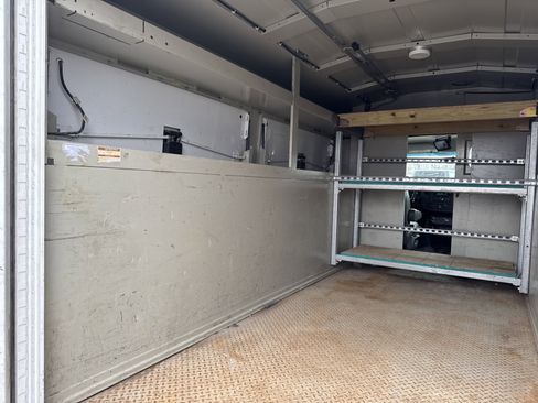 Used 2016 Chevrolet Express 3500 image 28