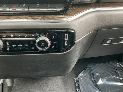 Used 2023 Chevrolet Silverado 1500 RST image 33